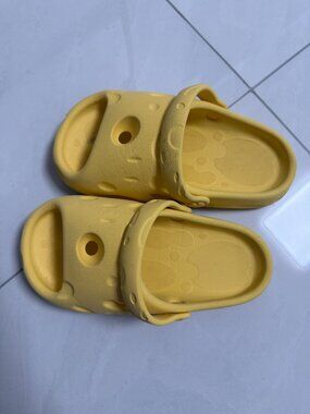 Kids Yellow Clog Sandals